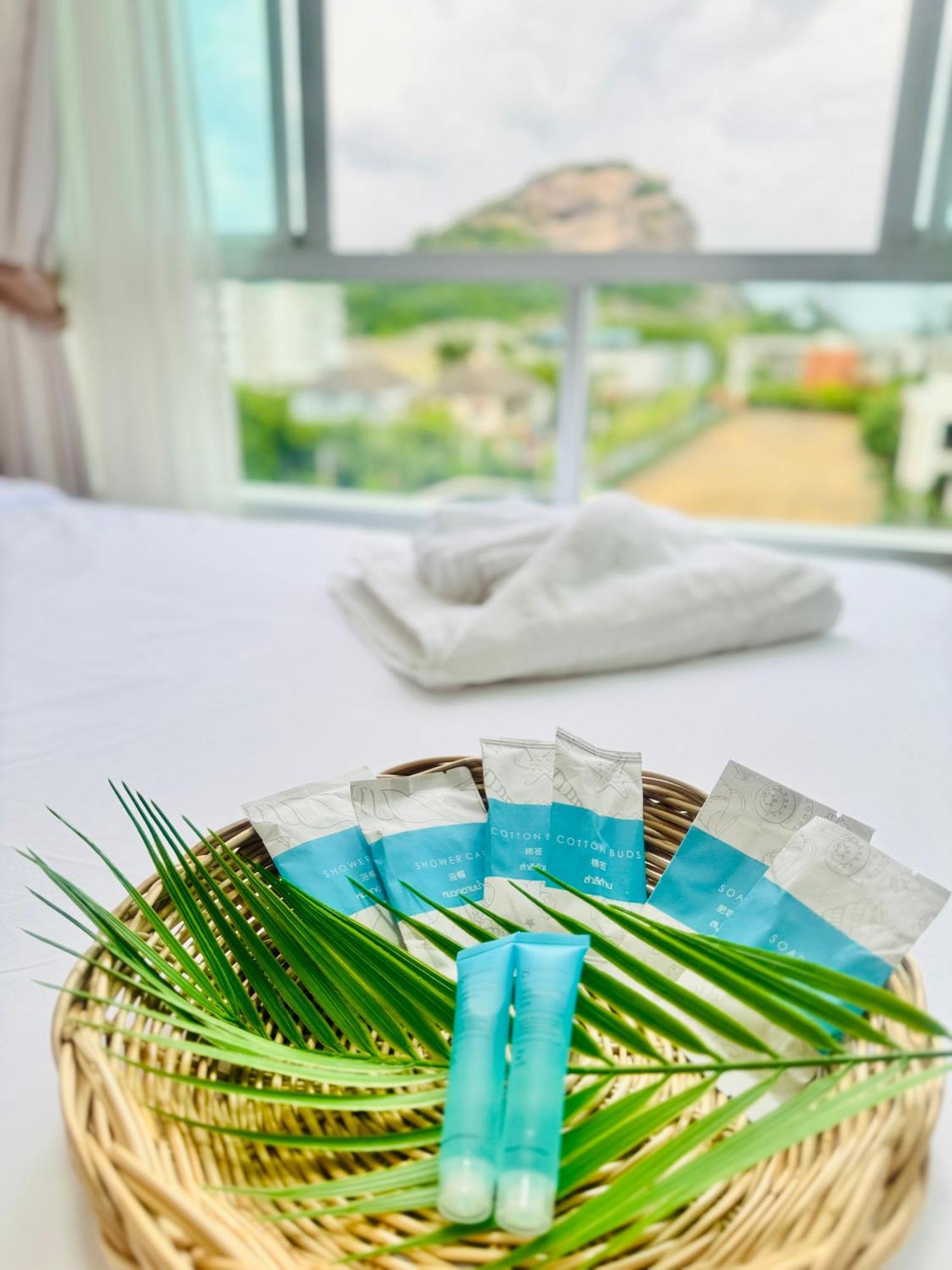 Sea&Mountain View,5 Mins Walk To Famous Beach With King Size Bed Хуа Хин Екстериор снимка