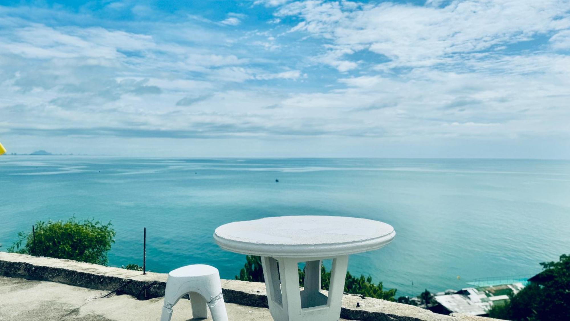 Sea&Mountain View,5 Mins Walk To Famous Beach With King Size Bed Хуа Хин Екстериор снимка